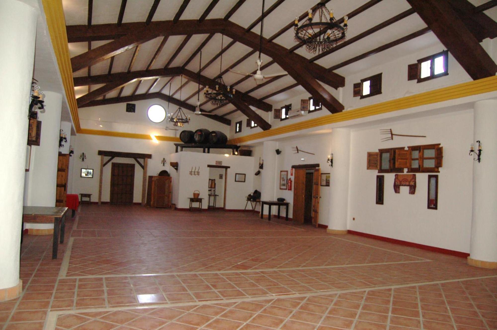 Posada De Jose Mª El Tempranillo Alameda Bagian luar foto
